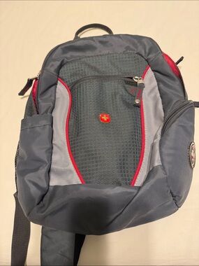SwissGear Gray and Red Men’s Backpack with Multiple Compartments